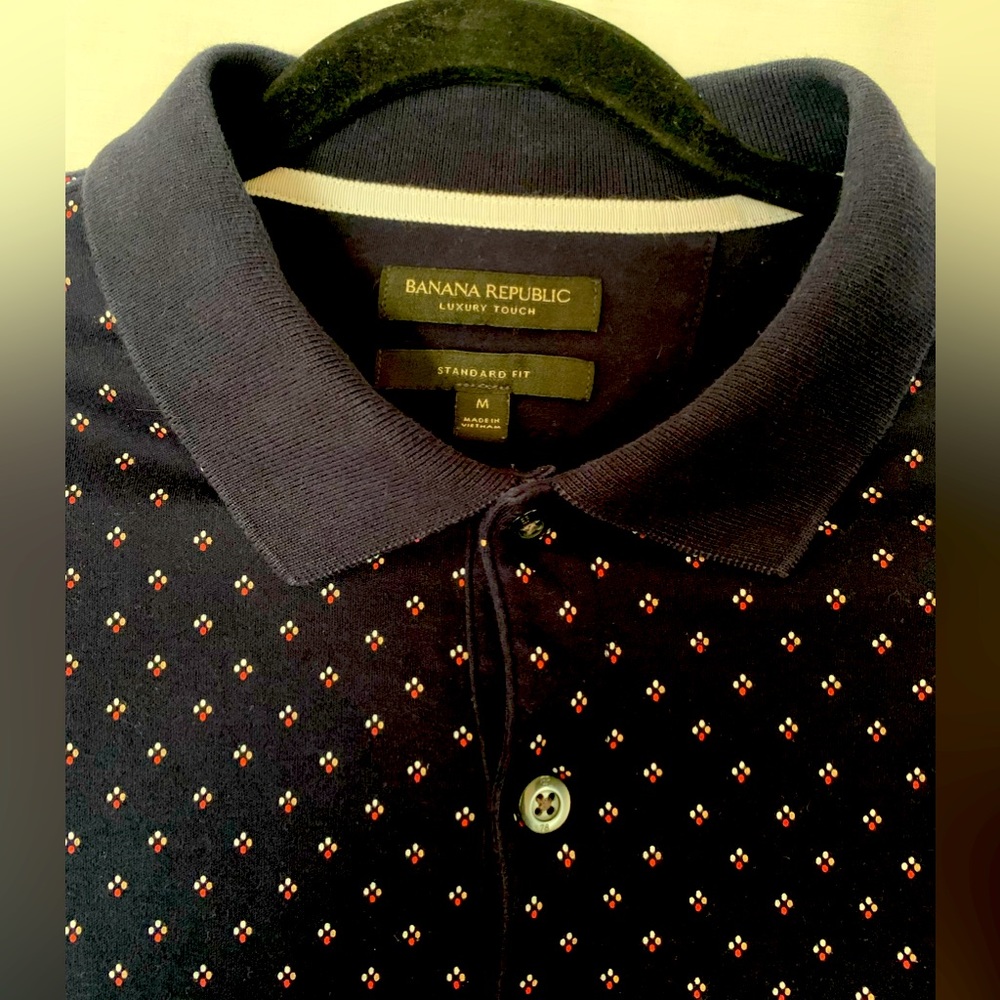 Banana Republic Luxury Touch Polo Shirt. Men’s Medium Size. Standard Fit